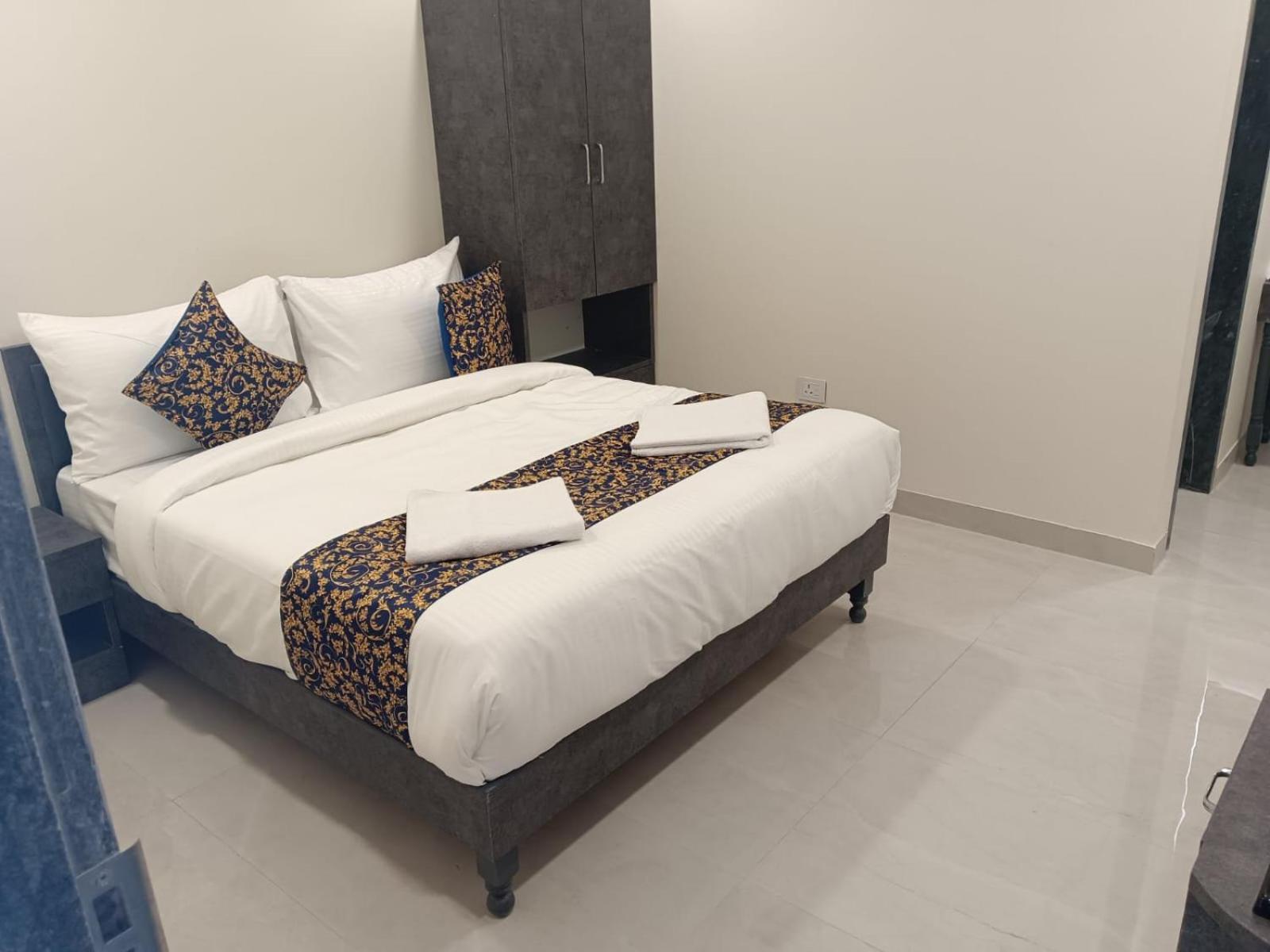Royal Ocean Prime Hotel Jaipur Buitenkant foto