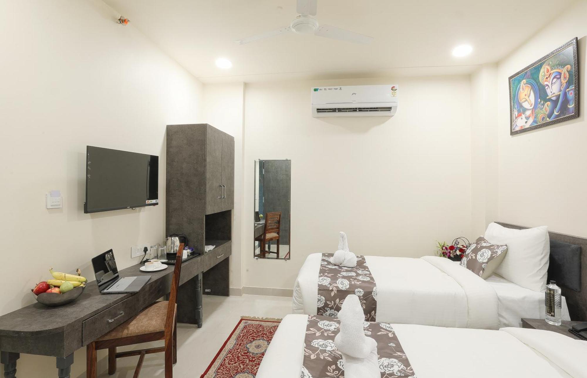 Royal Ocean Prime Hotel Jaipur Buitenkant foto